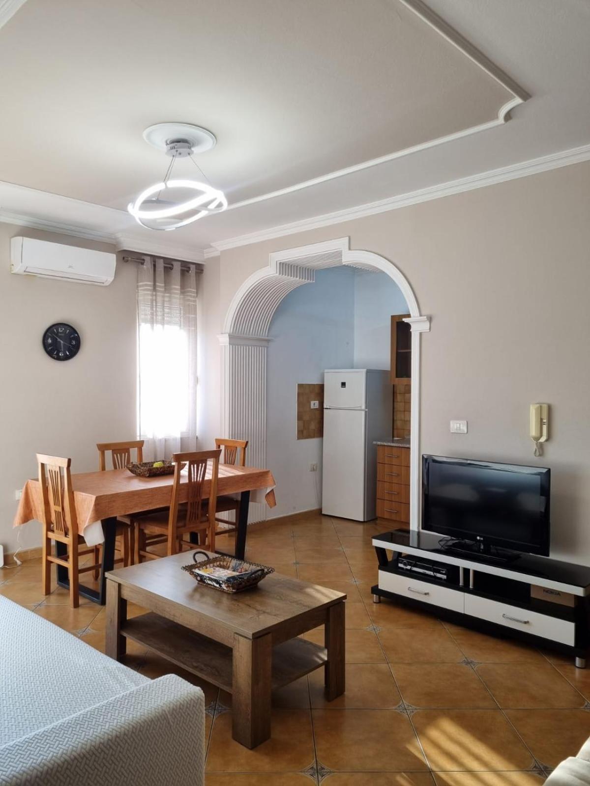 Sandra'S Apartment In Tirana Center Bagian luar foto